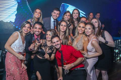 formatura-formanda-formando-meformei-medicina-futura-medica-ufrgs-universidade-federal-rio-grande-do-sul-federal-gaucha-porto-alegre-foto-fotos-fotografo-profissional-colação-de-grau-prova-de-togas-salao-de-atos-fabio-martins-foto-equipe-proffisional'