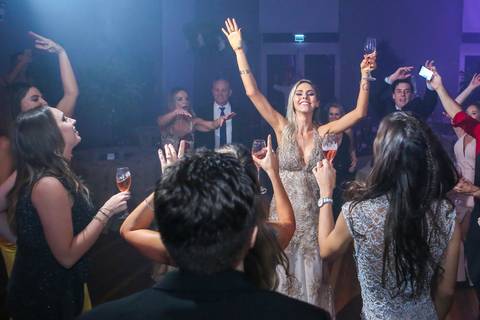 formatura-formanda-formando-meformei-medicina-futura-medica-ufrgs-universidade-federal-rio-grande-do-sul-federal-gaucha-porto-alegre-foto-fotos-fotografo-profissional-colação-de-grau-prova-de-togas-salao-de-atos-fabio-martins-foto-equipe-proffisional'