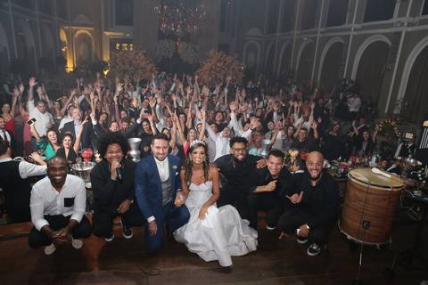 casamento-weddin-wedding-video-video-filmagem-igreja-foto-fotografo-film-filme-filmaker-profissional-casar-casei-porto-alegre-noivado-noivos-casamento2020-casamento2019-noiva2020-noivo2020-noiva2019-foto-fotografia-fotografo-fabio-martins-foto-equipe'