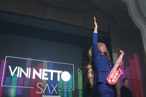 casamento-weddin-wedding-video-video-filmagem-igreja-foto-fotografo-film-filme-filmaker-profissional-casar-casei-porto-alegre-noivado-noivos-casamento2020-casamento2019-noiva2020-noivo2020-noiva2019-foto-fotografia-fotografo-fabio-martins-foto-equipe'