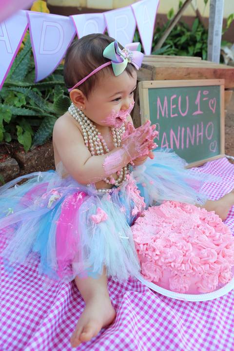 smash-the-cake-amassando-o-bolo-ensaio-de-um-ano-book-infantil-fotos-pre-aniversario-smash-externo-ensaio-ao-ar-livre-bolo-de-glace-picnic-smash-ensaio-profissional-book-fotografia-foto-fotos-lindas-fotos-de-bebes-fotos-fofas-bebes-lindos-fabio-martins'