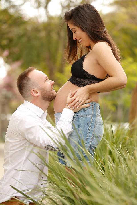 gravida-gravidez-gestacao-gravidos-gestante-gravidinha-maternidade-ensaiogravida-ensaiogestante-fotogestante-ensaio-gestante-externo-moderno-estudio-gravidivda-gestanteslindas-fotografo-fotografia-pgotographer-pregnant-porto-alegre-gravida-bebeacaminho'