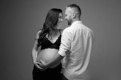 gravida-gravidez-gestacao-gravidos-gestante-gravidinha-maternidade-ensaiogravida-ensaiogestante-fotogestante-ensaio-gestante-externo-moderno-estudio-gravidivda-gestanteslindas-fotografo-fotografia-pgotographer-pregnant-porto-alegre-gravida-bebeacaminho'