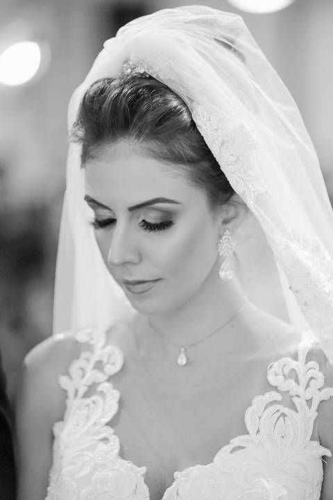 fotos-de-casamento-fotos-noiva-making-of-porto-alegre-casal-noiva-noivo-fotos-fotografia-fotógrafo-porto-alegre-wedding-porto-alegre-fotografo-profissional-vestido-de-noiva-penteado-noiva-casamento-chegada-noiva-na-igreja-decimonia-de-casamento'