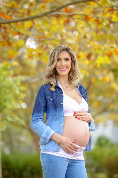 gravida-gravidez-gestacao-gravidos-gestante-gravidinha-maternidade-ensaiogravida-ensaiogestante-fotogestante-ensaio-gestante-externo-moderno-estudio-gravidivda-gestanteslindas-fotografo-fotografia-pgotographer-pregnant-porto-alegre-gravida-'