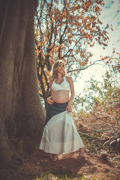 gravida-gravidez-gestacao-gravidos-gestante-gravidinha-maternidade-ensaiogravida-ensaiogestante-fotogestante-ensaio-gestante-externo-moderno-estudio-gravidivda-gestanteslindas-fotografo-fotografia-pgotographer-pregnant-porto-alegre-gravida-'