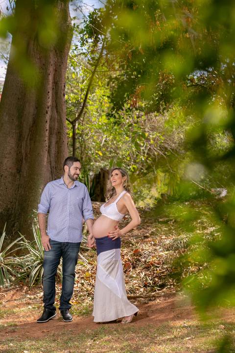 gravida-gravidez-gestacao-gravidos-gestante-gravidinha-maternidade-ensaiogravida-ensaiogestante-fotogestante-ensaio-gestante-externo-moderno-estudio-gravidivda-gestanteslindas-fotografo-fotografia-pgotographer-pregnant-porto-alegre-gravida-'