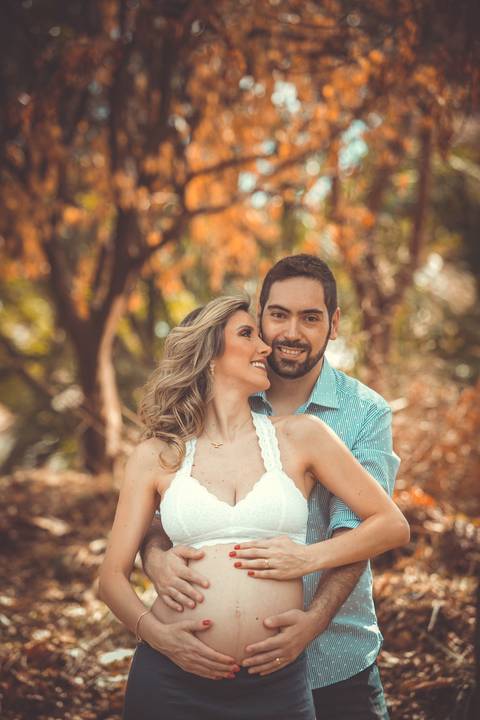 gravida-gravidez-gestacao-gravidos-gestante-gravidinha-maternidade-ensaiogravida-ensaiogestante-fotogestante-ensaio-gestante-externo-moderno-estudio-gravidivda-gestanteslindas-fotografo-fotografia-pgotographer-pregnant-porto-alegre-gravida-'
