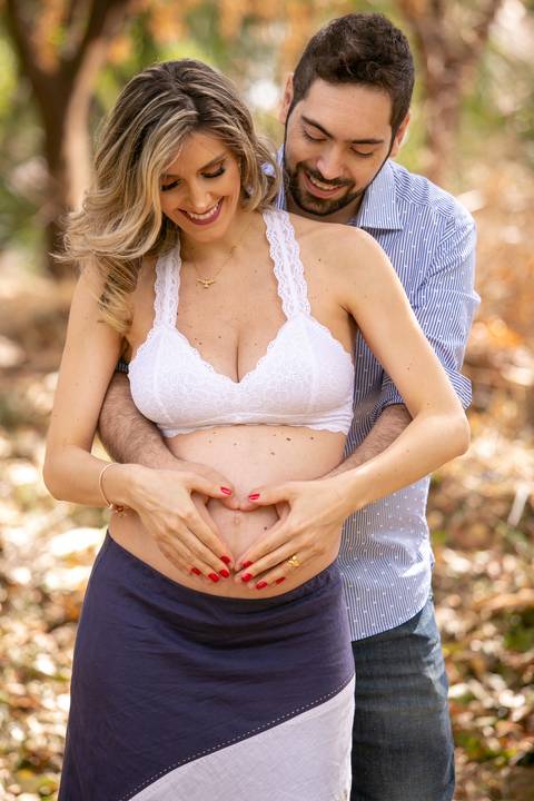 gravida-gravidez-gestacao-gravidos-gestante-gravidinha-maternidade-ensaiogravida-ensaiogestante-fotogestante-ensaio-gestante-externo-moderno-estudio-gravidivda-gestanteslindas-fotografo-fotografia-pgotographer-pregnant-porto-alegre-gravida-'