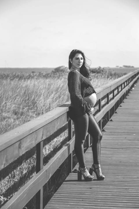 gravida-gravidez-gestacao-gravidos-gestante-gravidinha-maternidade-ensaiogravida-ensaiogestante-fotogestante-ensaio-gestante-externo-moderno-estudio-gravidivda-gestanteslindas-fotografo-fotografia-pgotographer-pregnant-porto-alegre-gravida'