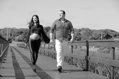 gravida-gravidez-gestacao-gravidos-gestante-gravidinha-maternidade-ensaiogravida-ensaiogestante-fotogestante-ensaio-gestante-externo-moderno-estudio-gravidivda-gestanteslindas-fotografo-fotografia-pgotographer-pregnant-porto-alegre-gravida'