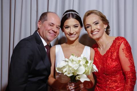 fotos-de-casamento-fotos-noiva-making-of-porto-alegre-casal-noiva-noivo-fotos-fotografia-fotógrafo-porto-alegre-wedding-porto-alegre-fotografo-profissional-vestido-de-noiva-penteado-noiva-casamento'