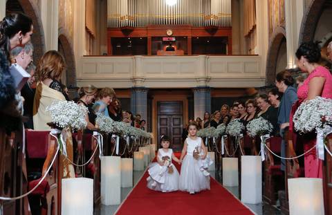 fotos-de-casamento-fotos-noiva-making-of-porto-alegre-casal-noiva-noivo-fotos-fotografia-fotógrafo-porto-alegre-wedding-porto-alegre-fotografo-profissional-vestido-de-noiva-penteado-noiva-casamento'