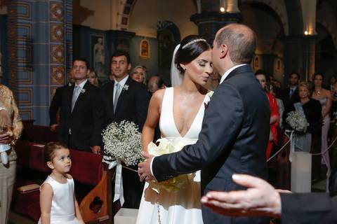 fotos-de-casamento-fotos-noiva-making-of-porto-alegre-casal-noiva-noivo-fotos-fotografia-fotógrafo-porto-alegre-wedding-porto-alegre-fotografo-profissional-vestido-de-noiva-penteado-noiva-casamento'