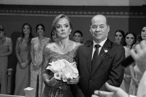 fotos-de-casamento-fotos-noiva-making-of-porto-alegre-casal-noiva-noivo-fotos-fotografia-fotógrafo-porto-alegre-wedding-porto-alegre-fotografo-profissional-vestido-de-noiva-penteado-noiva-casamento'