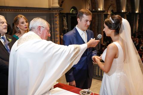 fotos-de-casamento-fotos-noiva-making-of-porto-alegre-casal-noiva-noivo-fotos-fotografia-fotógrafo-porto-alegre-wedding-porto-alegre-fotografo-profissional-vestido-de-noiva-penteado-noiva-casamento'
