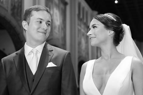 fotos-de-casamento-fotos-noiva-making-of-porto-alegre-casal-noiva-noivo-fotos-fotografia-fotógrafo-porto-alegre-wedding-porto-alegre-fotografo-profissional-vestido-de-noiva-penteado-noiva-casamento'