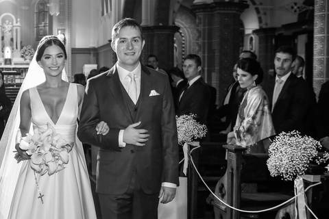 fotos-de-casamento-fotos-noiva-making-of-porto-alegre-casal-noiva-noivo-fotos-fotografia-fotógrafo-porto-alegre-wedding-porto-alegre-fotografo-profissional-vestido-de-noiva-penteado-noiva-casamento'