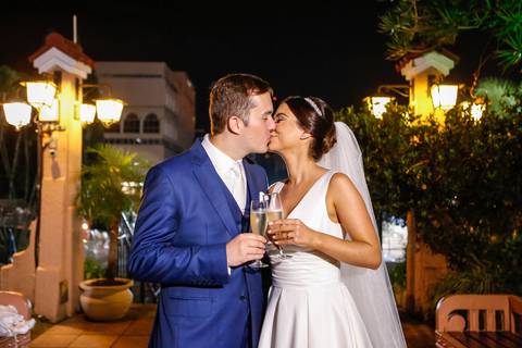 fotos-de-casamento-fotos-noiva-making-of-porto-alegre-casal-noiva-noivo-fotos-fotografia-fotógrafo-porto-alegre-wedding-porto-alegre-fotografo-profissional-vestido-de-noiva-penteado-noiva-casamento'