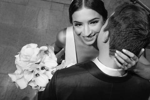 fotos-de-casamento-fotos-noiva-making-of-porto-alegre-casal-noiva-noivo-fotos-fotografia-fotógrafo-porto-alegre-wedding-porto-alegre-fotografo-profissional-vestido-de-noiva-penteado-noiva-casamento'