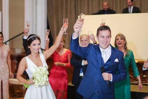 fotos-de-casamento-fotos-noiva-making-of-porto-alegre-casal-noiva-noivo-fotos-fotografia-fotógrafo-porto-alegre-wedding-porto-alegre-fotografo-profissional-vestido-de-noiva-penteado-noiva-casamento'