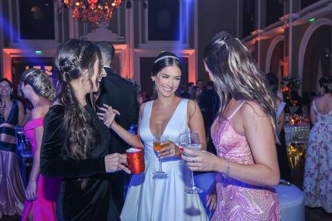 fotos-de-casamento-fotos-noiva-making-of-porto-alegre-casal-noiva-noivo-fotos-fotografia-fotógrafo-porto-alegre-wedding-porto-alegre-fotografo-profissional-vestido-de-noiva-penteado-noiva-casamento'