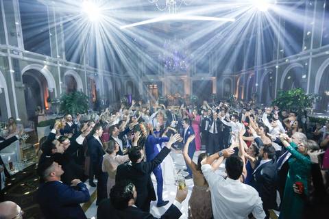 fotos-de-casamento-fotos-noiva-making-of-porto-alegre-casal-noiva-noivo-fotos-fotografia-fotógrafo-porto-alegre-wedding-porto-alegre-fotografo-profissional-vestido-de-noiva-penteado-noiva-casamento'