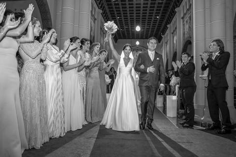 fotos-de-casamento-fotos-noiva-making-of-porto-alegre-casal-noiva-noivo-fotos-fotografia-fotógrafo-porto-alegre-wedding-porto-alegre-fotografo-profissional-vestido-de-noiva-penteado-noiva-casamento'