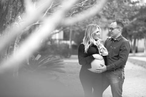 gravida-gravidez-gestacao-gravidos-gestante-gravidinha-maternidade-ensaiogravida-ensaiogestante-fotogestante-ensaio-gestante-externo-moderno-estudio-gravidivda-gestanteslindas-fotografo-fotografia-pgotographer-pregnant-porto-alegre-gravida-'