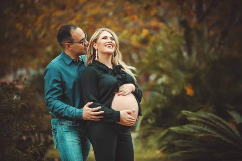 gravida-gravidez-gestacao-gravidos-gestante-gravidinha-maternidade-ensaiogravida-ensaiogestante-fotogestante-ensaio-gestante-externo-moderno-estudio-gravidivda-gestanteslindas-fotografo-fotografia-pgotographer-pregnant-porto-alegre-gravida-'