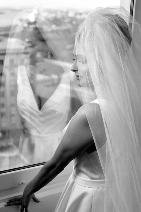 fotos-de-casamento-igreja-noiva-making-of-casal-noiva-noivo-fotografia-fotógrafo-porto-alegre-wedding-fotografo-profissional-vestido-de-noiva-penteado'