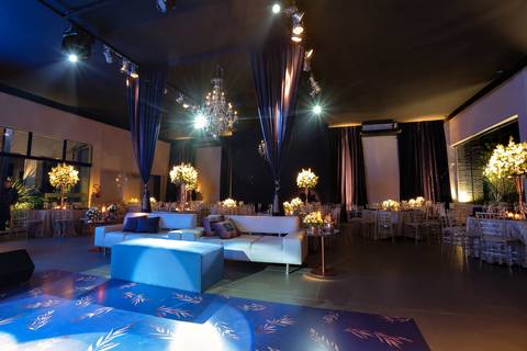 fotos-de-casamento-igreja-noiva-making-of-casal-noiva-noivo-fotografia-fotógrafo-porto-alegre-wedding-fotografo-profissional-vestido-de-noiva-penteado'