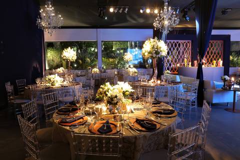 fotos-de-casamento-igreja-noiva-making-of-casal-noiva-noivo-fotografia-fotógrafo-porto-alegre-wedding-fotografo-profissional-vestido-de-noiva-penteado'