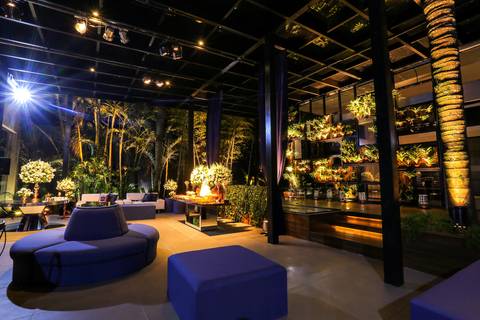 fotos-de-casamento-igreja-noiva-making-of-casal-noiva-noivo-fotografia-fotógrafo-porto-alegre-wedding-fotografo-profissional-vestido-de-noiva-penteado'