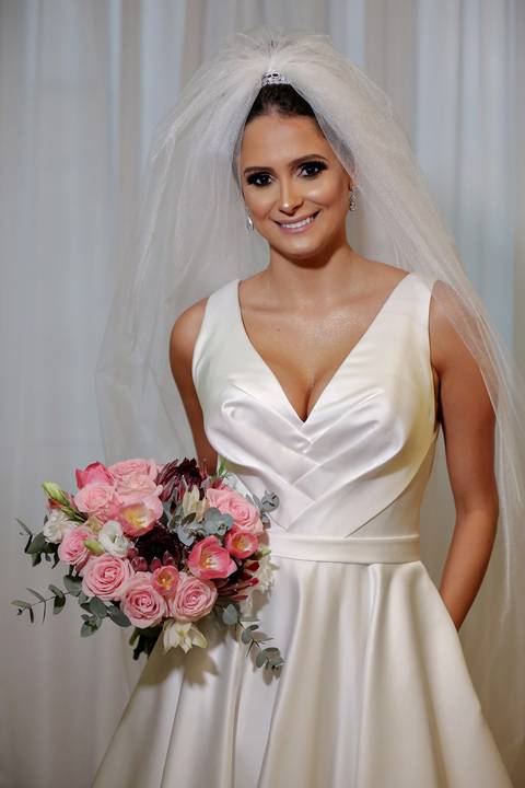 fotos-de-casamento-igreja-noiva-making-of-casal-noiva-noivo-fotografia-fotógrafo-porto-alegre-wedding-fotografo-profissional-vestido-de-noiva-penteado'