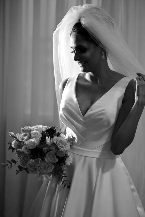 fotos-de-casamento-igreja-noiva-making-of-casal-noiva-noivo-fotografia-fotógrafo-porto-alegre-wedding-fotografo-profissional-vestido-de-noiva-penteado'