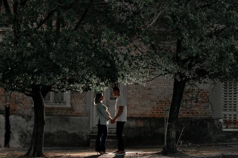 gravida-gravidez-gestacao-gravidos-gestante-gravidinha-maternidade-ensaiogravida-ensaiogestante-fotogestante-ensaio-gestante-externo-moderno-estudio-gravidivda-gestanteslindas-fotografo-fotografia-pgotographer-pregnant-porto-alegre-gravida-'