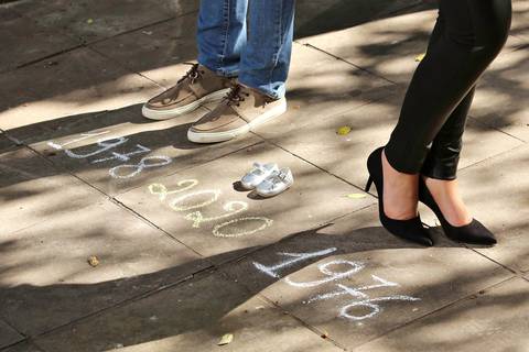 gravida-gravidez-gestacao-gravidos-gestante-gravidinha-maternidade-ensaiogravida-ensaiogestante-fotogestante-ensaio-gestante-externo-moderno-estudio-gravidivda-gestanteslindas-fotografo-fotografia-pgotographer-pregnant-porto-alegre-gravida-'