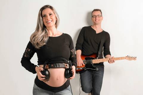 gravida-gravidez-gestacao-gravidos-gestante-gravidinha-maternidade-ensaiogravida-ensaiogestante-fotogestante-ensaio-gestante-externo-moderno-estudio-gravidivda-gestanteslindas-fotografo-fotografia-pgotographer-pregnant-porto-alegre-gravida-'