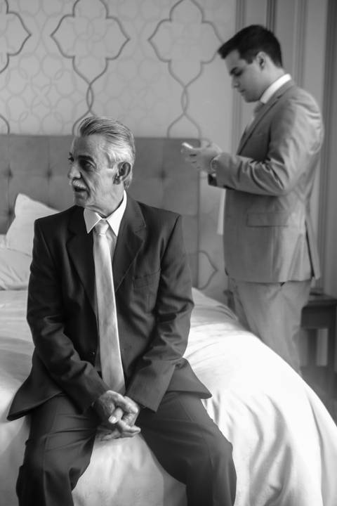 fotos-de-casamento-fotos-noiva-making-of-porto-alegre-casal-noiva-noivo-fotos-fotografia-fotógrafo-porto-alegre-wedding-porto-alegre-fotografo-profissional-vestido-de-noiva-penteado-noiva-casamento'