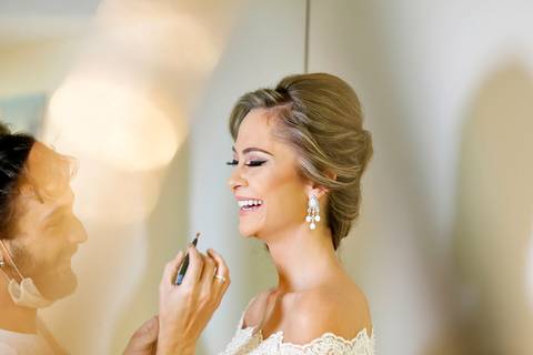 fotos-de-casamento-fotos-noiva-making-of-porto-alegre-casal-noiva-noivo-fotos-fotografia-fotógrafo-porto-alegre-wedding-porto-alegre-fotografo-profissional-vestido-de-noiva-penteado-noiva-casamento'