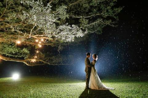 fotos-de-casamento-fotos-noiva-making-of-porto-alegre-casal-noiva-noivo-fotos-fotografia-fotógrafo-porto-alegre-wedding-porto-alegre-fotografo-profissional-vestido-de-noiva-penteado-noiva-casamento'