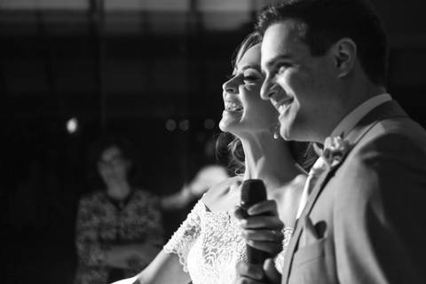 fotos-de-casamento-fotos-noiva-making-of-porto-alegre-casal-noiva-noivo-fotos-fotografia-fotógrafo-porto-alegre-wedding-porto-alegre-fotografo-profissional-vestido-de-noiva-penteado-noiva-casamento'