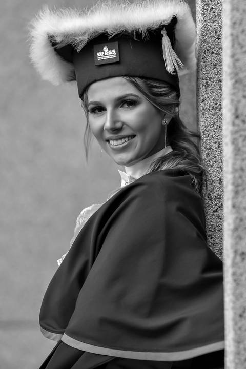 Fotógrafo de formatura em Porto Alegre; fotografo de formatura; Fotografia de Formatura; cobertura de formatura na UFRGS; Fotografia em preto e braco'