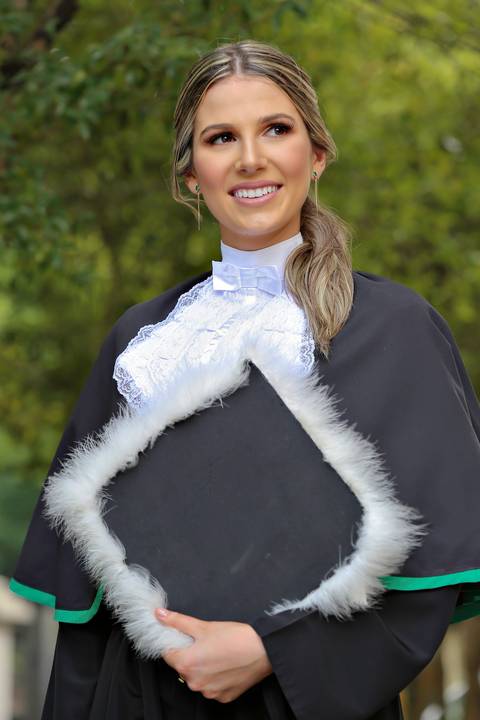 Fotógrafo de formatura em Porto Alegre; fotografo de formatura; Fotografia de Formatura; cobertura de formatura na UFRGS'