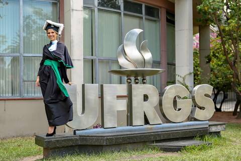 Fotógrafo de formatura em Porto Alegre; fotografo de formatura; Fotografia de Formatura; cobertura de formatura na UFRGS'