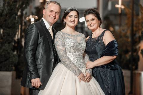 foto-fotos-fotografia-photo-shoot-foto15anos-festa-festalinda-festa15anos-debut-debutante-debutando-2019-2020-maquiagem-teen-jovem-making-og-aniversario-quinzeanos-quinze-fifteen-party-fotografo-fotografos-fabio-martins-porto-alegre-associação-banco do br'
