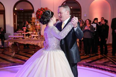 foto-fotos-fotografia-photo-shoot-foto15anos-festa-festalinda-festa15anos-debut-debutante-debutando-2019-2020-maquiagem-teen-jovem-making-og-aniversario-quinzeanos-quinze-fifteen-party-fotografo-fotografos-fabio-martins-porto-alegre-associação-banco do br'