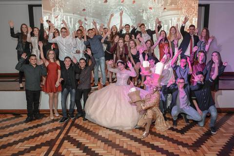 foto-fotos-fotografia-photo-shoot-foto15anos-festa-festalinda-festa15anos-debut-debutante-debutando-2019-2020-maquiagem-teen-jovem-making-og-aniversario-quinzeanos-quinze-fifteen-party-fotografo-fotografos-fabio-martins-porto-alegre-associação-banco do br'