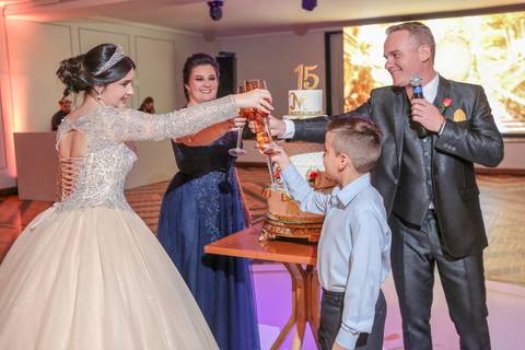 foto-fotos-fotografia-photo-shoot-foto15anos-festa-festalinda-festa15anos-debut-debutante-debutando-2019-2020-maquiagem-teen-jovem-making-og-aniversario-quinzeanos-quinze-fifteen-party-fotografo-fotografos-fabio-martins-porto-alegre-associação-banco do br'